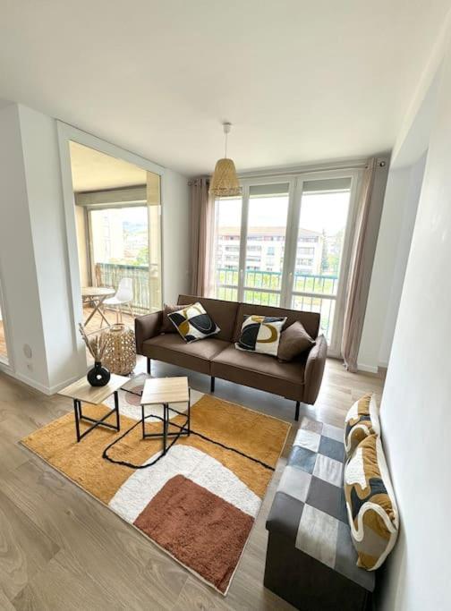 T3,t4 Apartment